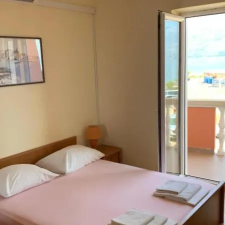 Ata Guest house
